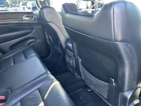Used 2014 Jeep Grand Cherokee Limited image 47
