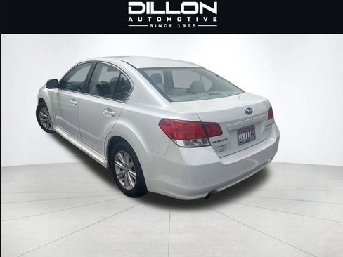 Used 2011 Subaru Legacy 2.5i Premium w/ All-Weather Pkg AWD/4WD image 3