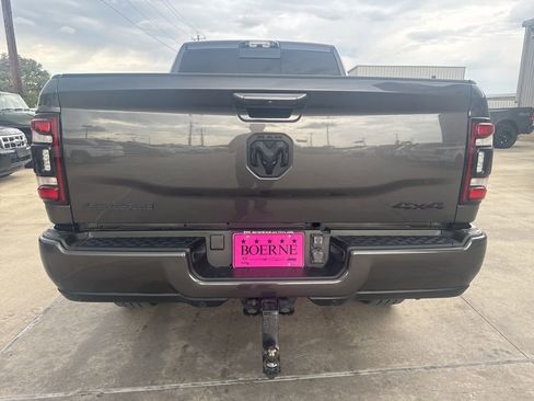 Used 2024 RAM 2500 Laramie w/ Night Edition image 11