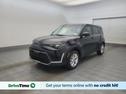 Used 2025 Kia Soul LX w/ LX Technology Package