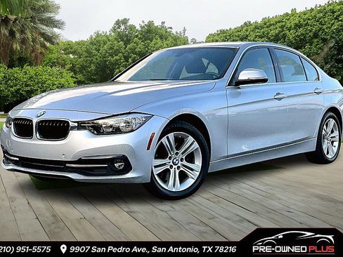Used 2017 BMW 330i Sedan image 1