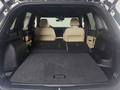 New 2025 Jeep Grand Cherokee Limited image 11