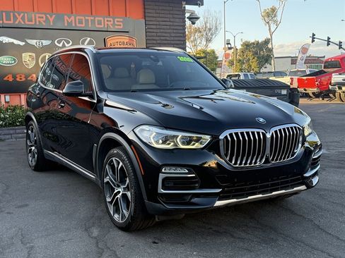 Used 2020 BMW X5 xDrive50i w/ Executive Package AWD/4WD image 19