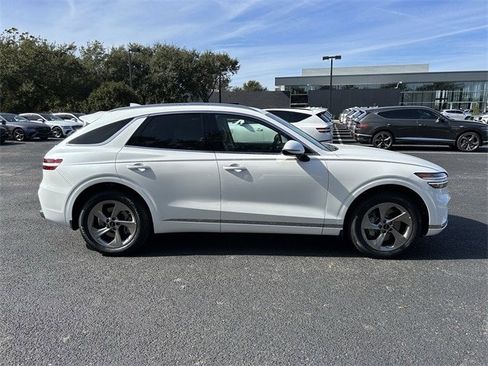 New 2026 Genesis GV70 2.5T Select image 8