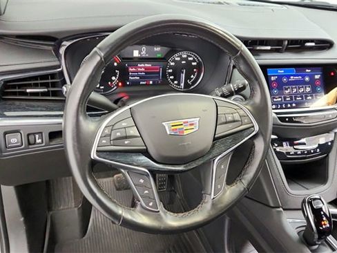 Certified 2024 Cadillac XT5 Premium Luxury w/ LPO, Floor Liner Package image 13