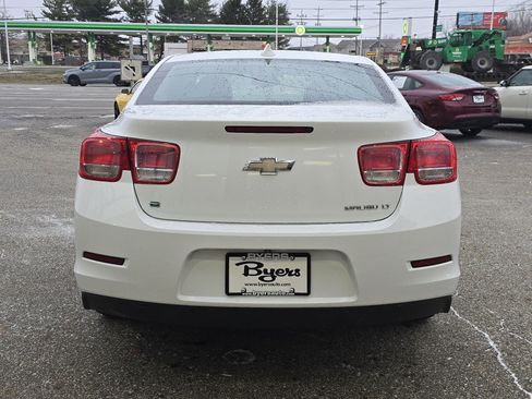 Used 2015 Chevrolet Malibu LT w/ Power Convenience Package image 6