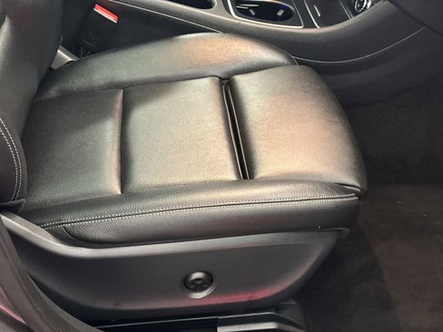 Used 2020 Mercedes-Benz GLA 250 4MATIC image 10