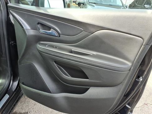 Used 2022 Buick Encore Preferred image 11