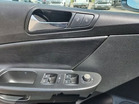 Used 2008 Volkswagen Passat Komfort FWD image 27