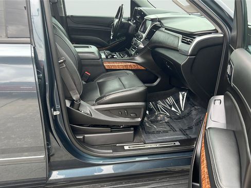 Used 2020 Chevrolet Tahoe Premier AWD/4WD image 13
