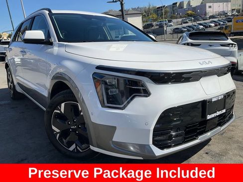 Used 2025 Kia Niro Wave w/ Wave Preserve Package FWD image 1
