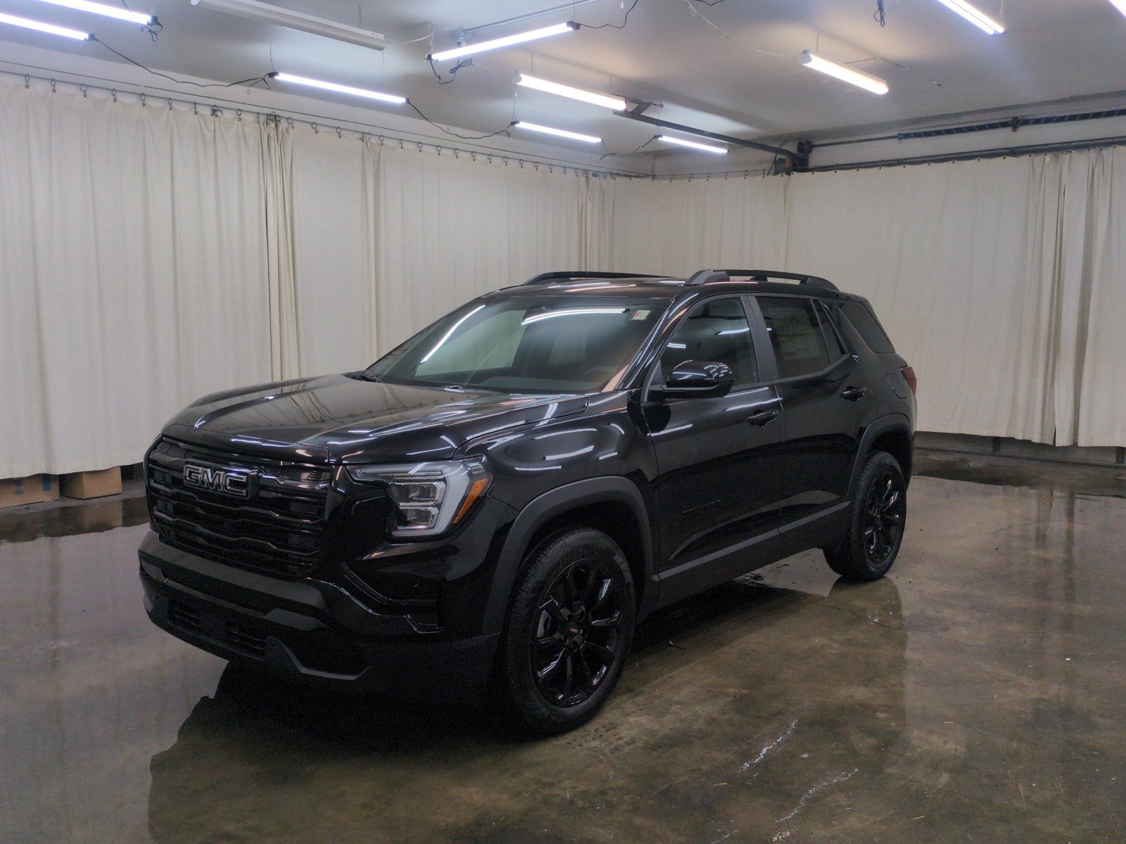 New 2027 GMC Terrain Elevation w/ Elevation Premium Package AWD/4WD image 1