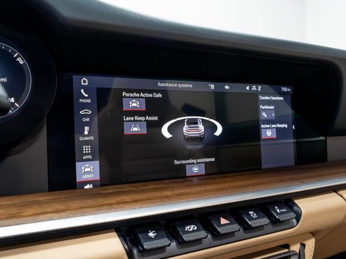 Used 2021 Porsche 911 Turbo S image 75