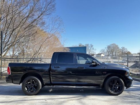 Used 2015 RAM 1500 Sport w/ Black Ram 1500 Sport Group image 4