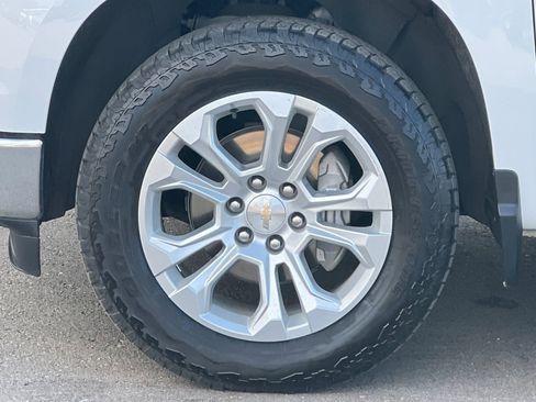 Used 2023 Chevrolet Silverado 1500 LTZ w/ Technology Package image 27