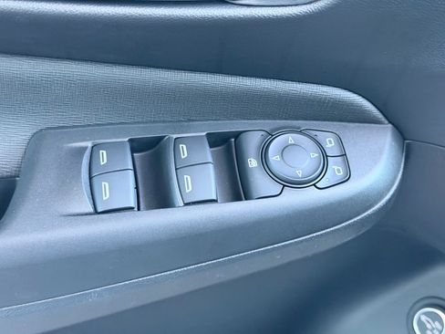 New 2026 Buick Envista Avenir image 13