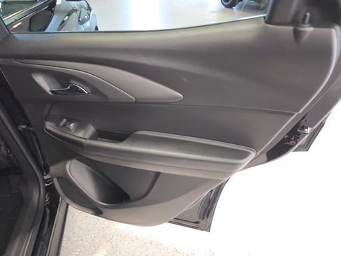 Used 2022 Chevrolet TrailBlazer RS w/ Sun and Liftgate Package AWD/4WD image 16