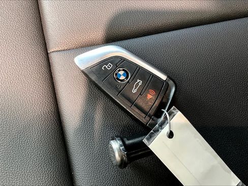 Used 2020 BMW X3 sDrive30i w/ Premium Package RWD image 14