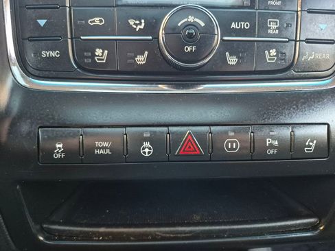 Used 2011 Dodge Durango Citadel w/ Trailer Tow Group IV image 16