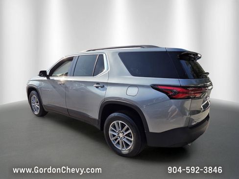 Certified 2023 Chevrolet Traverse LT FWD image 3