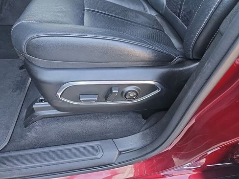 Used 2024 Jeep Wagoneer Series II image 37