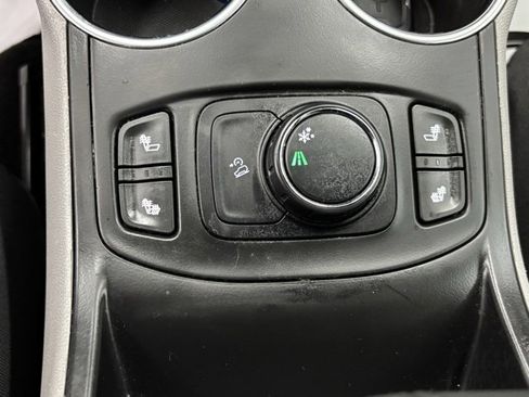 Used 2019 GMC Terrain SLT image 28