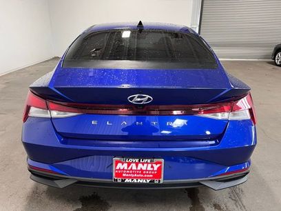 Used 2021 Hyundai Elantra SEL w/ Convenience Package