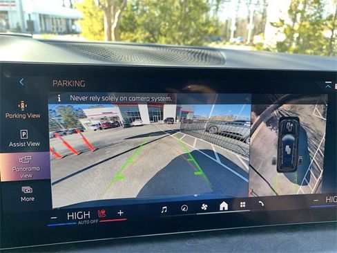 Used 2025 BMW X7 xDrive40i image 22