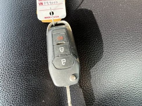 Used 2017 Ford F250 Lariat w/ Chrome Package image 53