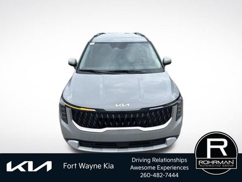 Certified 2025 Kia Carnival EX FWD image 10