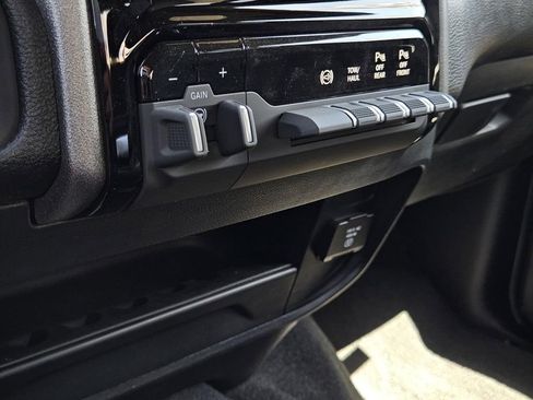 Used 2025 RAM 2500 Tradesman AWD/4WD image 14