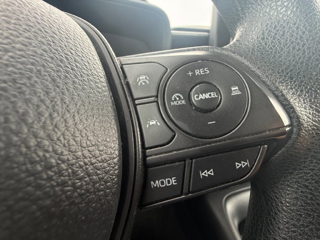 Used 2024 Toyota Corolla LE FWD image 17