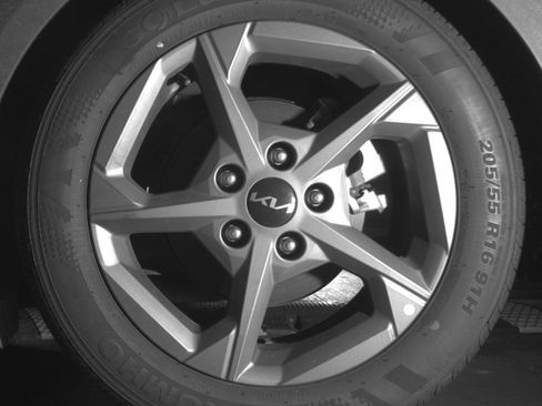 Used 2025 Kia K4 LXS image 14