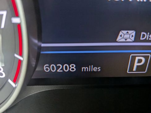 Used 2020 Nissan Sentra SV FWD image 17