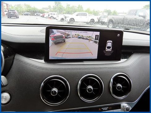 Used 2022 Kia Stinger GT1 AWD/4WD image 18