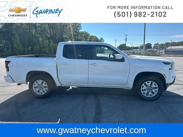 Used 2024 Nissan Frontier SV w/ SV Convenience Package AWD/4WD image 4