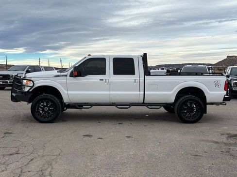 Used 2015 Ford F350 Lariat image 2