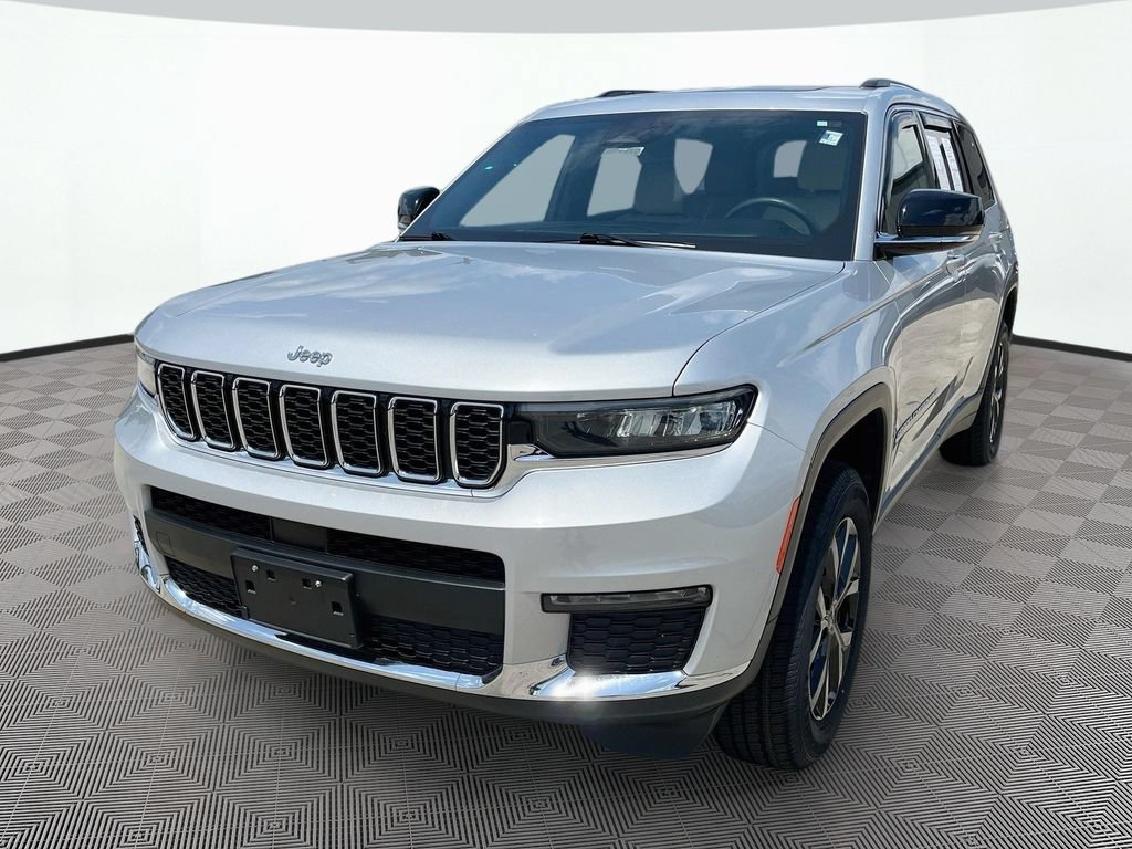 Used 2023 Jeep Grand Cherokee L Limited w/ Trailer Tow Group (B) AWD/4WD image 1