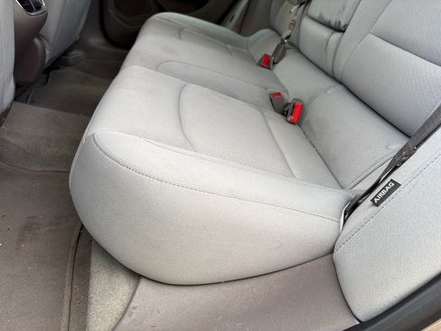 Used 2023 Chevrolet Malibu LT FWD image 18