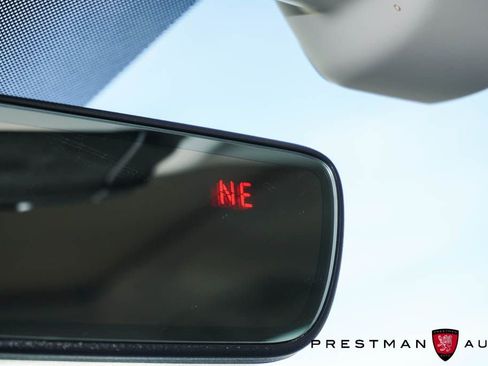 Used 2022 Subaru Ascent Limited w/ Technology Package image 38