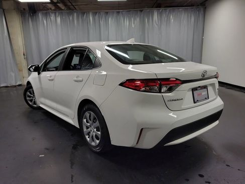 Used 2022 Toyota Corolla LE FWD image 6