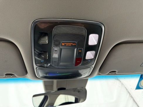 Used 2023 Genesis G80 2.5T image 38