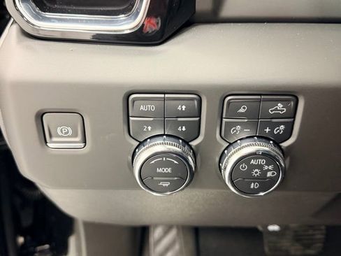 Certified 2023 GMC Sierra 1500 Denali image 20