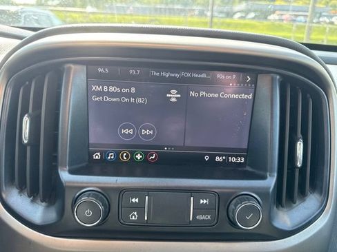 Used 2019 Chevrolet Colorado Z71 AWD/4WD image 16