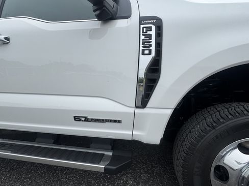 New 2026 Ford F350 Lariat AWD/4WD image 3