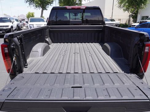 New 2025 GMC Sierra 2500 Denali w/ Denali Reserve Package image 9