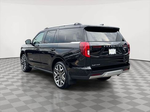 Used 2026 Ford Expedition Platinum w/ Platinum Ultimate Package AWD/4WD image 5