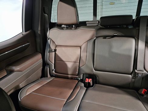 Used 2024 GMC Sierra 1500 Denali w/ Denali Reserve Package image 12