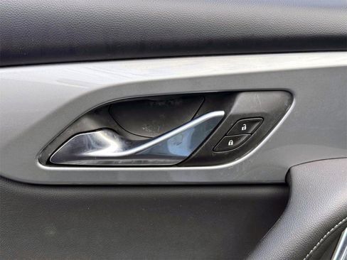 Used 2020 Chevrolet Blazer LT w/ Sound & Technology Package image 40