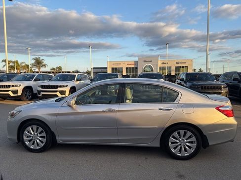 Used 2015 Honda Accord EX-L image 5